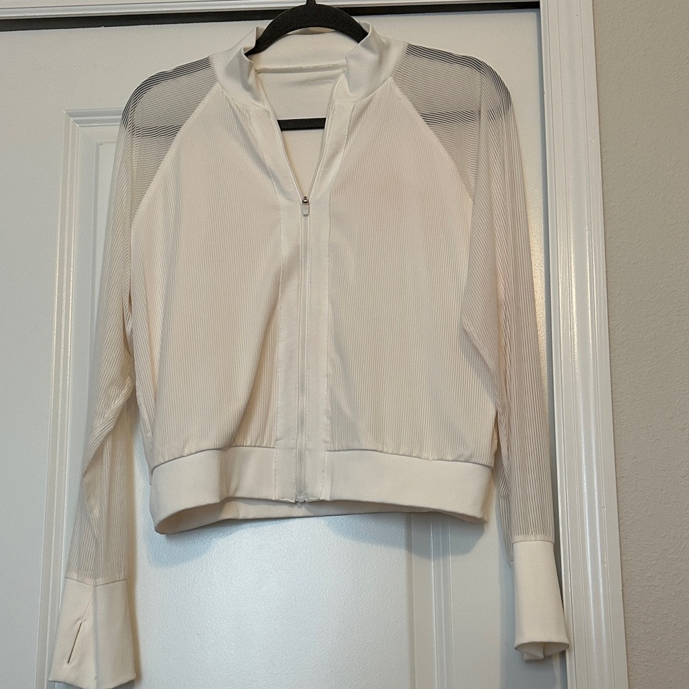 ZYIA Women's Lightweight Zip-Front active wear jacket